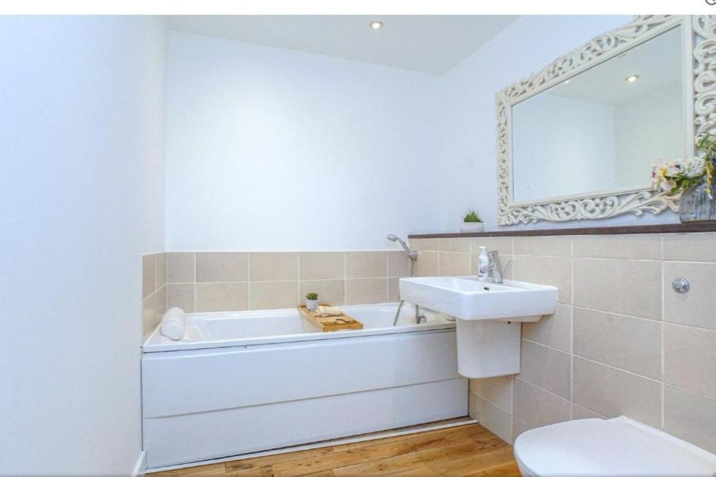 Oswald Apartment - Glasgow City Centre Екстер'єр фото